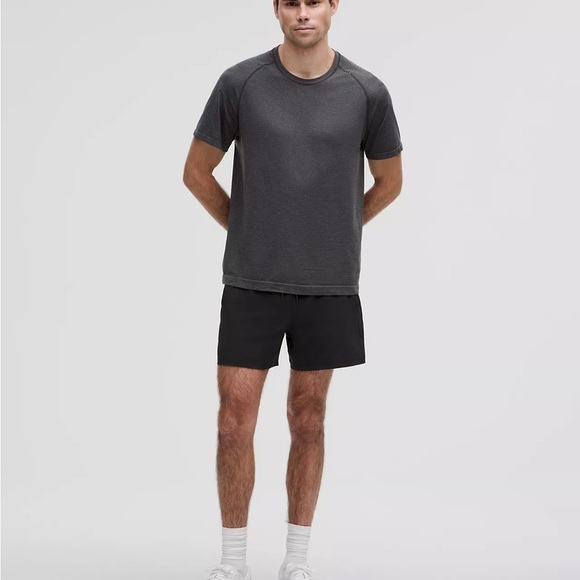 Lululemon Black Gray Pace Breaker Classic Lined Short Inseam 6” Size Medium - Picture 13 of 15